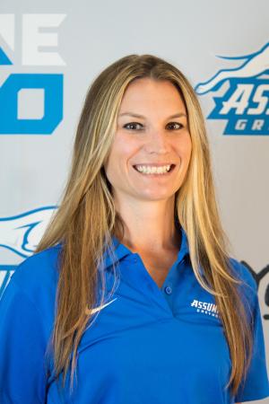 HEAD COACH COURTNEY DINCECCO